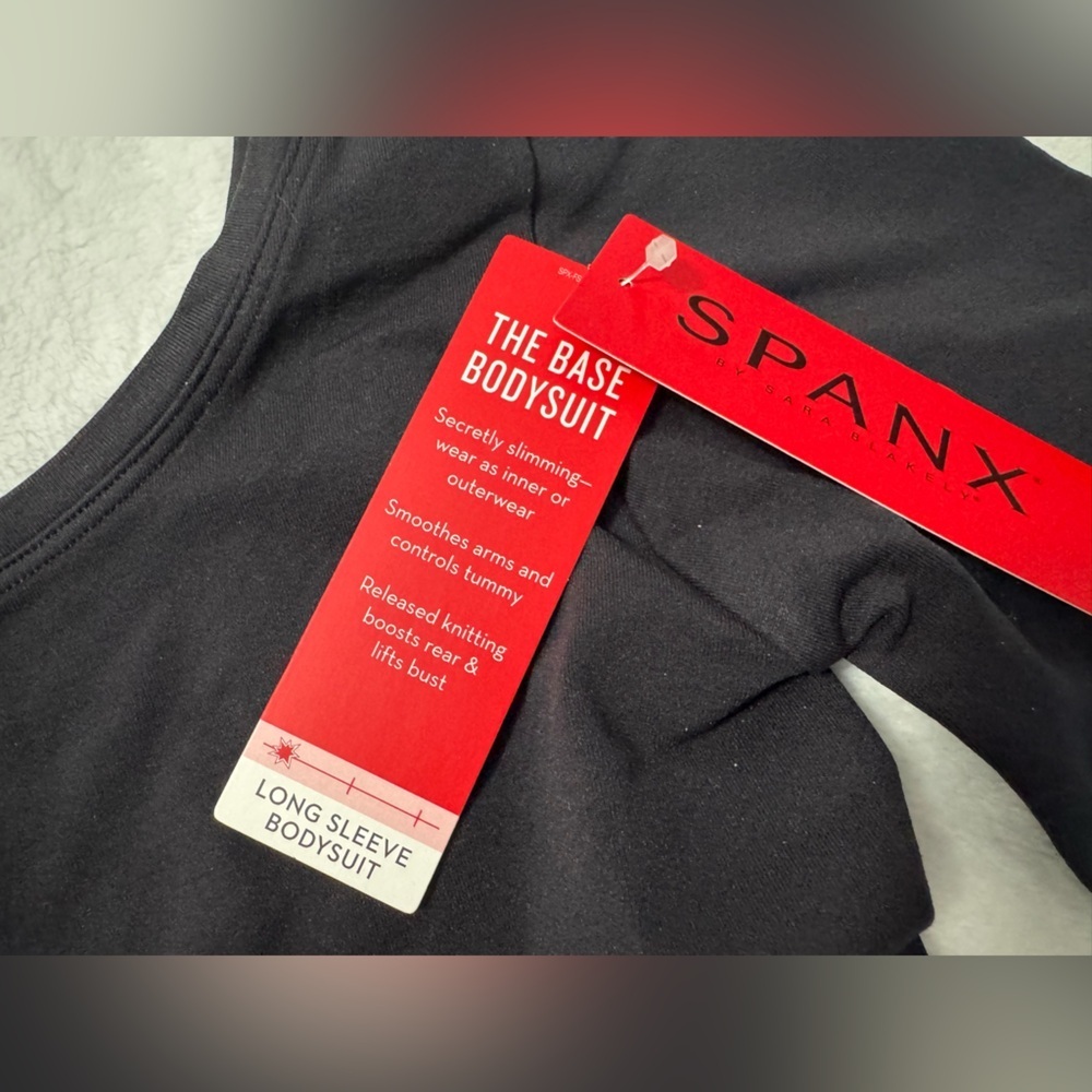 Spanx Very Black Long Sleeve Body Suit Size S - Picture 4 of 9